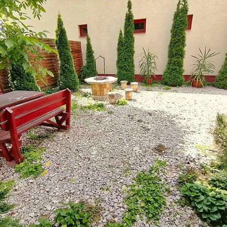 Villa Aida Apartman Hajduszoboszlo Luaran gambar