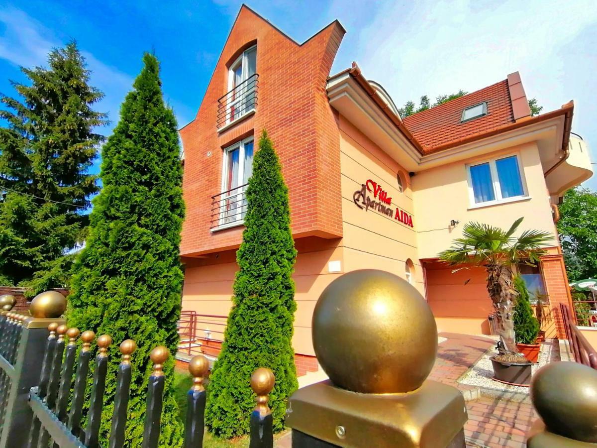 Villa Aida Apartman Hajduszoboszlo Luaran gambar