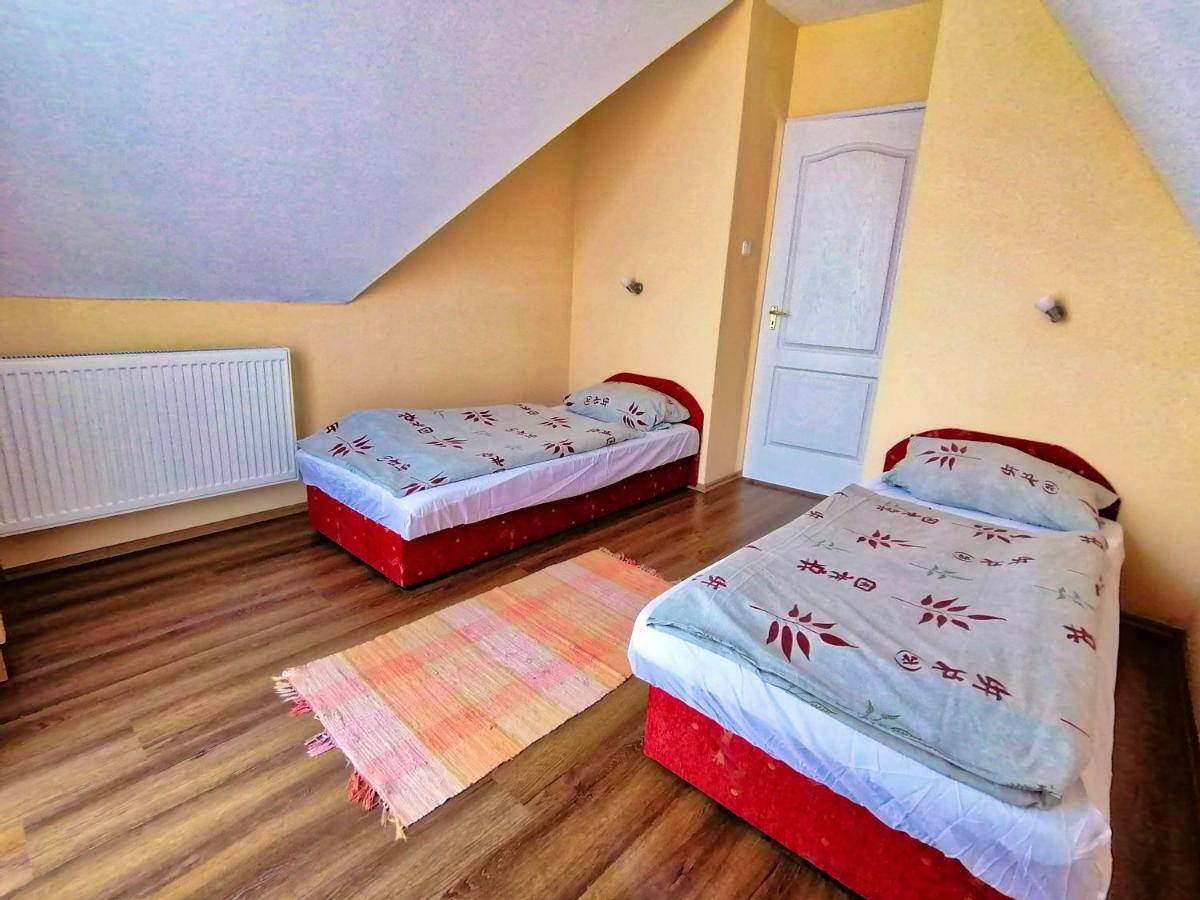 Villa Aida Apartman Hajduszoboszlo Luaran gambar