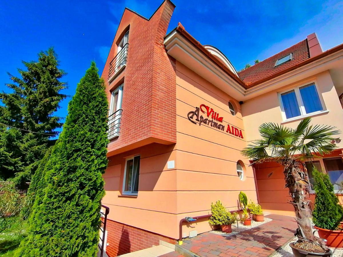 Villa Aida Apartman Hajduszoboszlo Luaran gambar