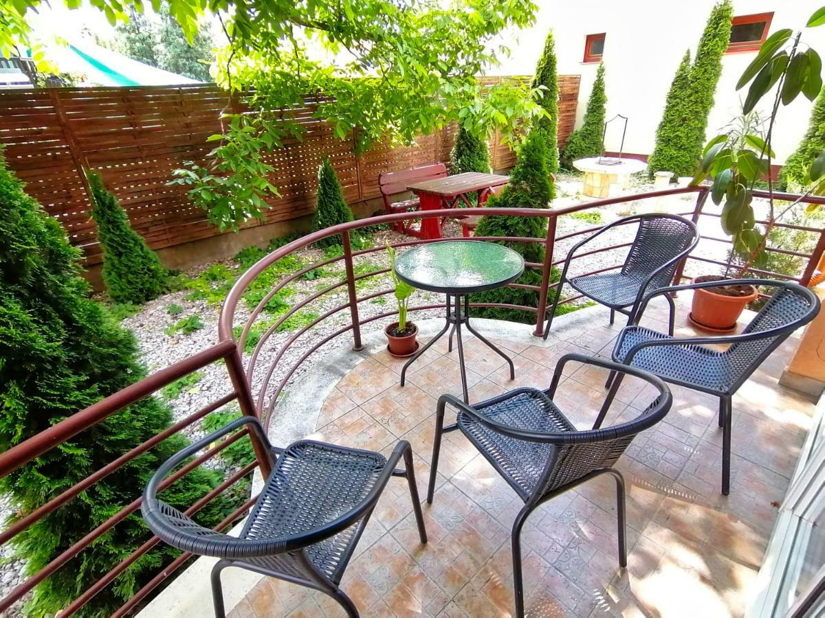 Villa Aida Apartman Hajduszoboszlo Luaran gambar