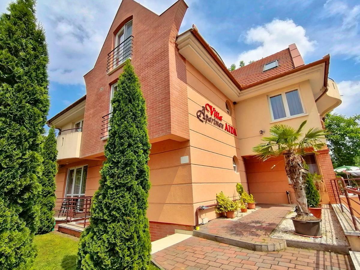 Villa Aida Apartman Hajduszoboszlo Luaran gambar