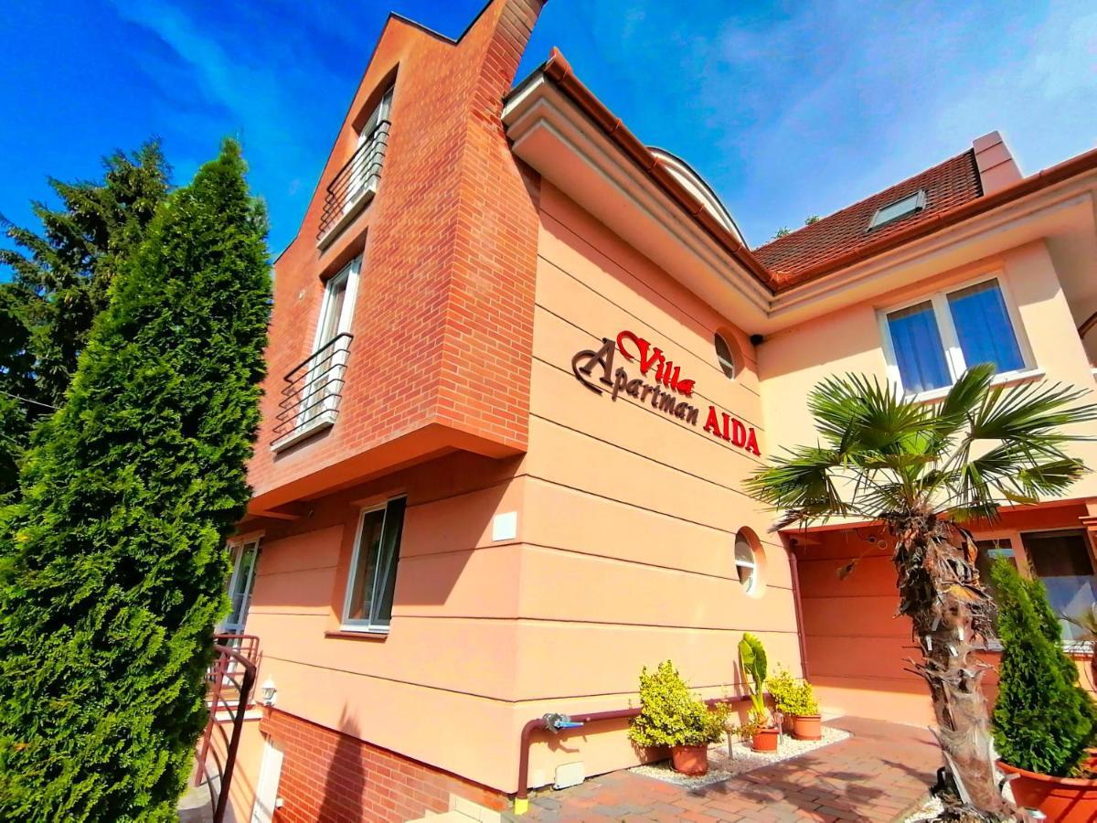 Villa Aida Apartman Hajduszoboszlo Luaran gambar